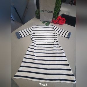 TWIK EXCLUSIVITÉ DE SIMONS Belle robe rayée casual à manches 3/4 avec poches